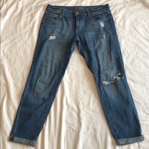 DL1961 Relaxed Skinny Distressed Jeans Size 28